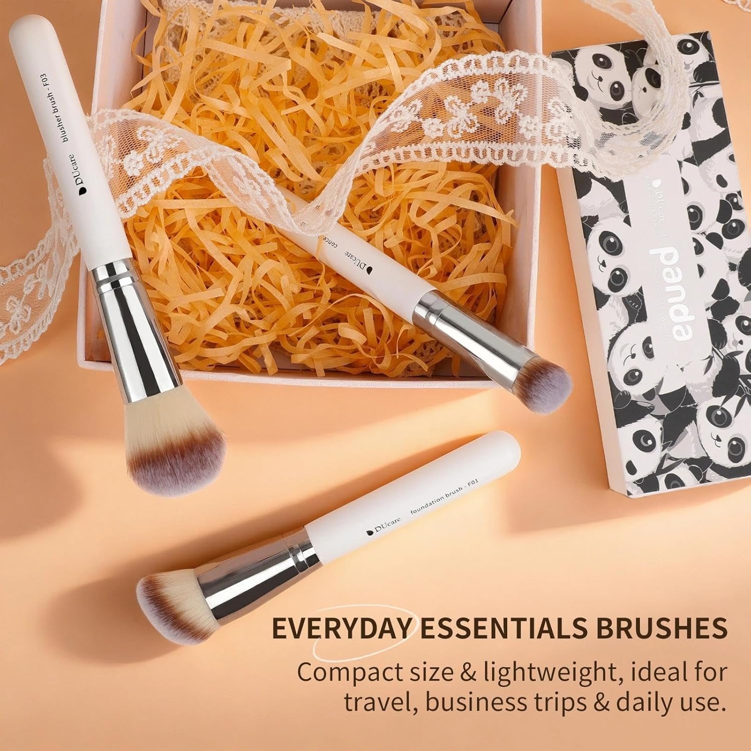 Makeup Brushes 3Pcs Foundation Contour Brush& Concealer Brush& Blusher Brush Face Kabuki Blush Bronzer Travel Buffing Stippling Contour Liquid Blending Makeup Brush Set White